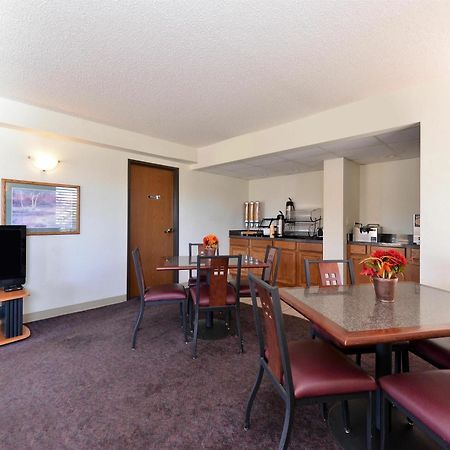 Executive Plus Inn And Suites Elk City Εξωτερικό φωτογραφία