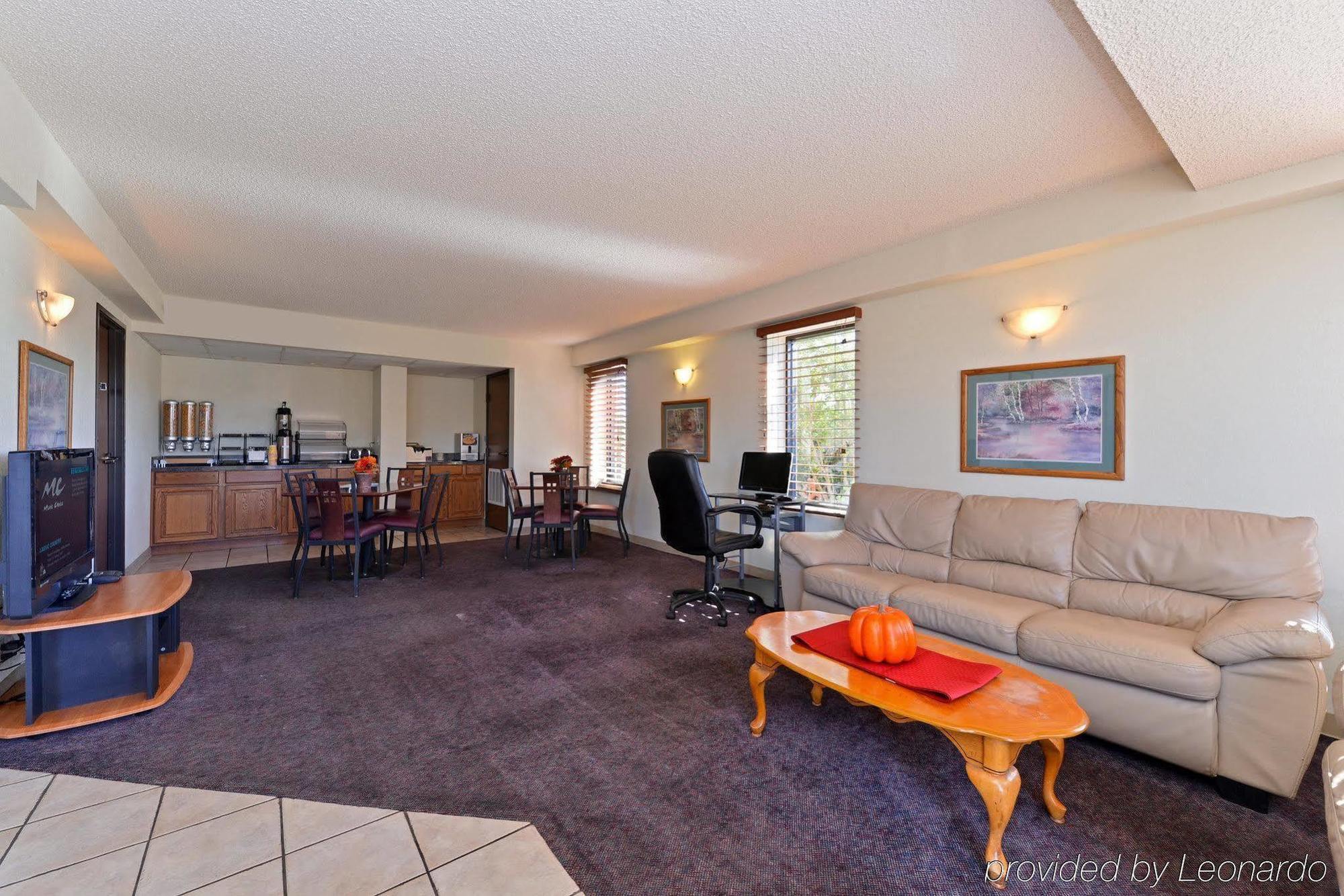 Executive Plus Inn And Suites Elk City Εξωτερικό φωτογραφία
